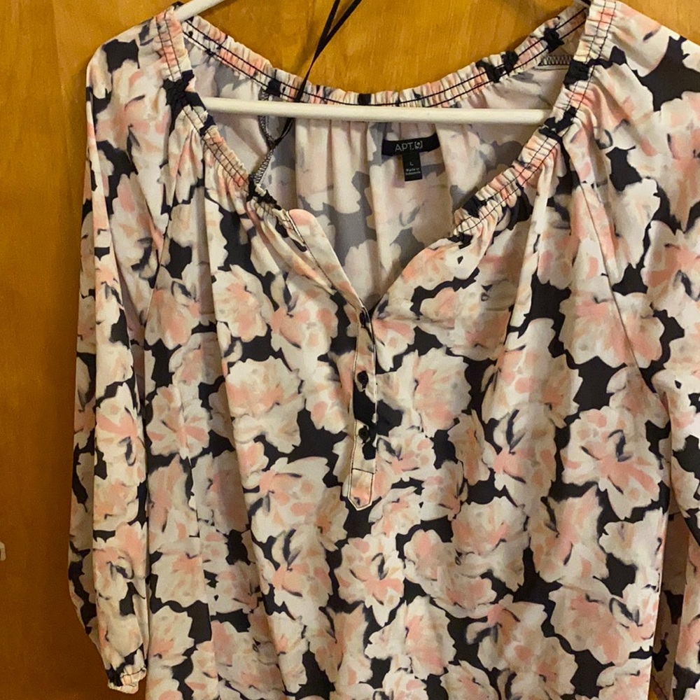 Woman’s top